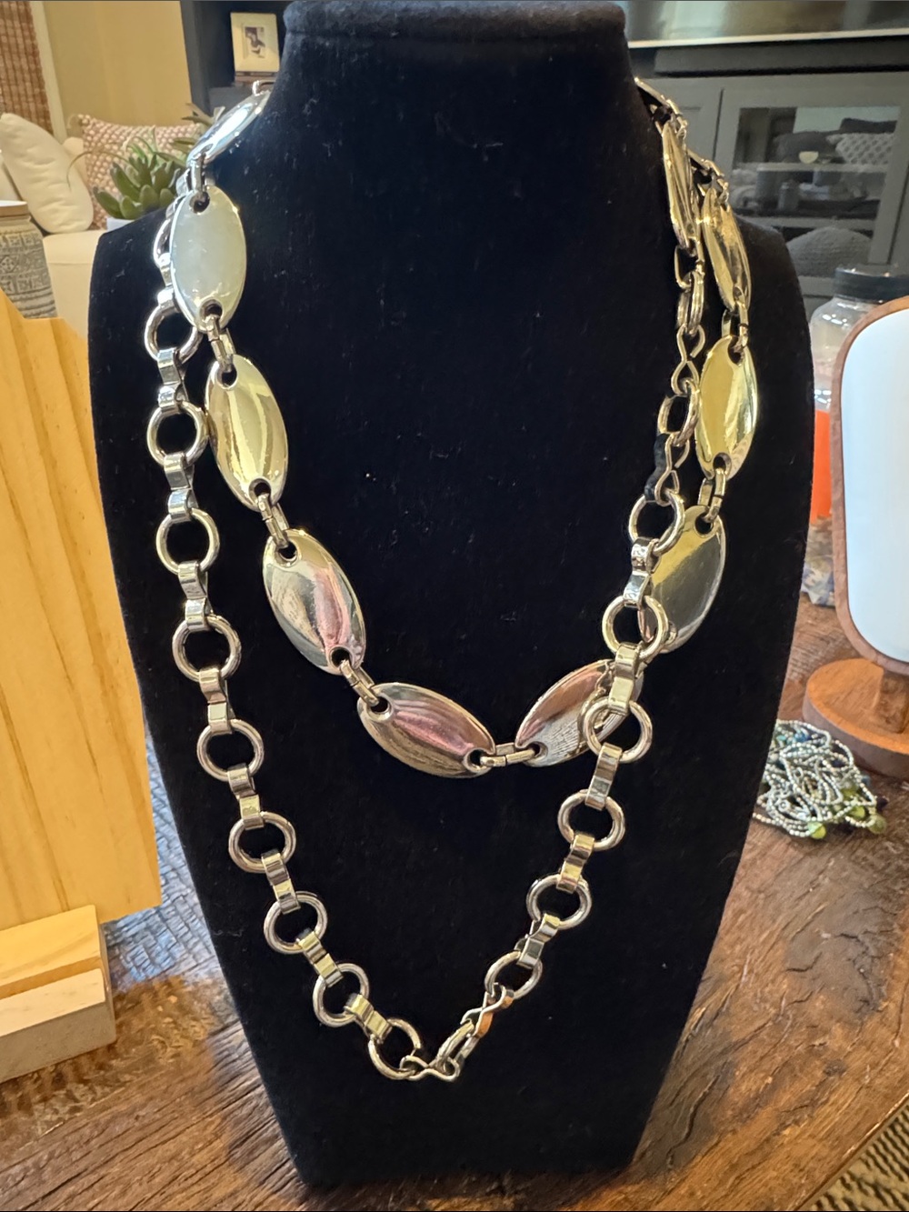 Vintage Silver-Tone Linked Oval Necklace - Women Jewelry made in Italy